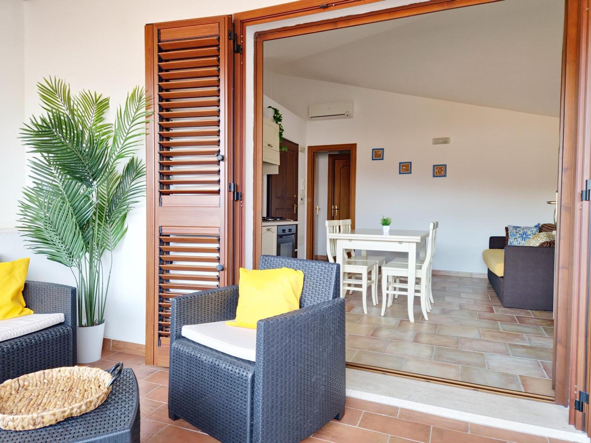 Dommos - Melodie Apartments Cala Liberotto Luaran gambar