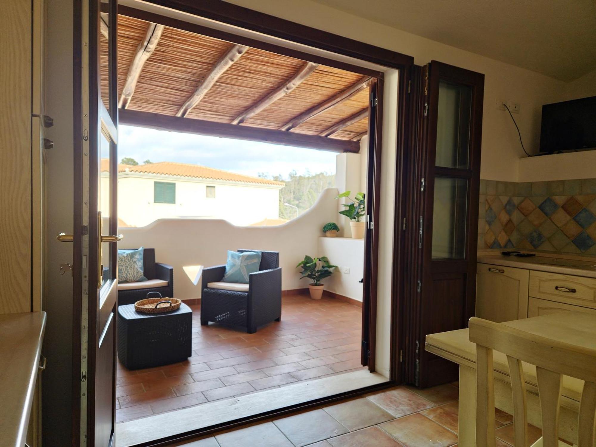 Dommos - Melodie Apartments Cala Liberotto Luaran gambar