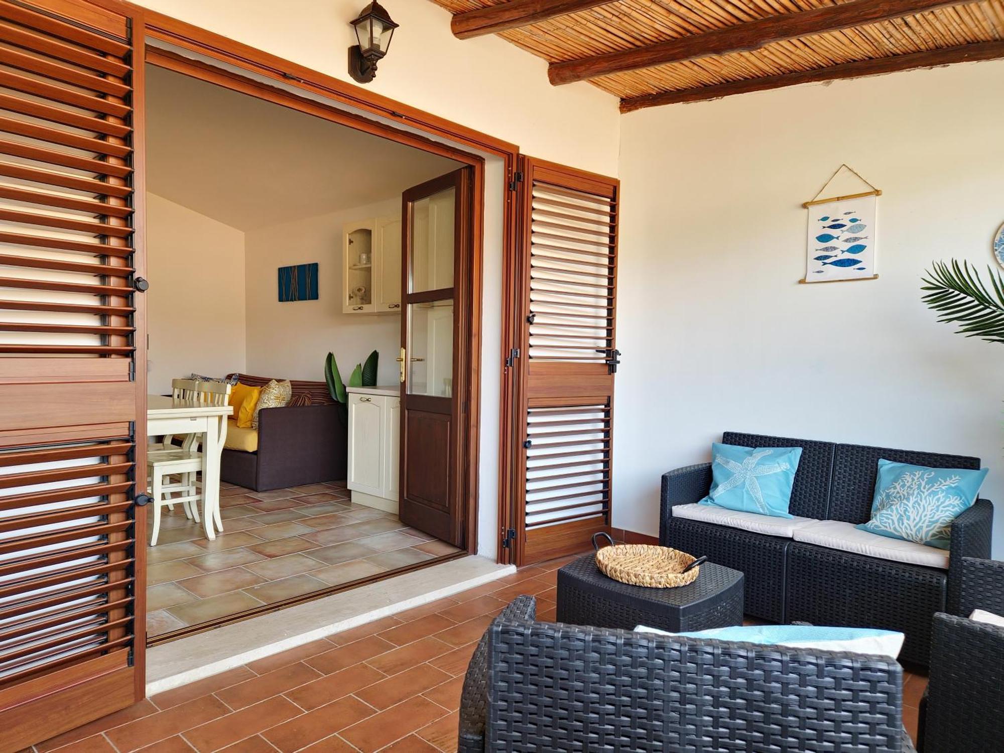 Dommos - Melodie Apartments Cala Liberotto Luaran gambar