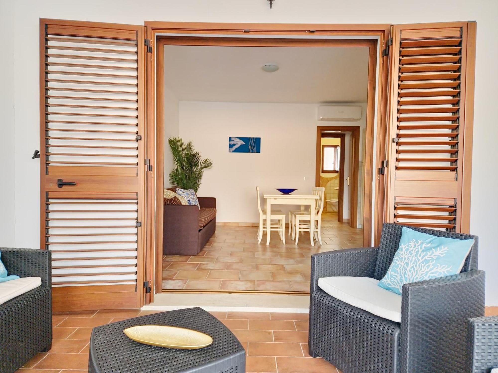 Dommos - Melodie Apartments Cala Liberotto Luaran gambar